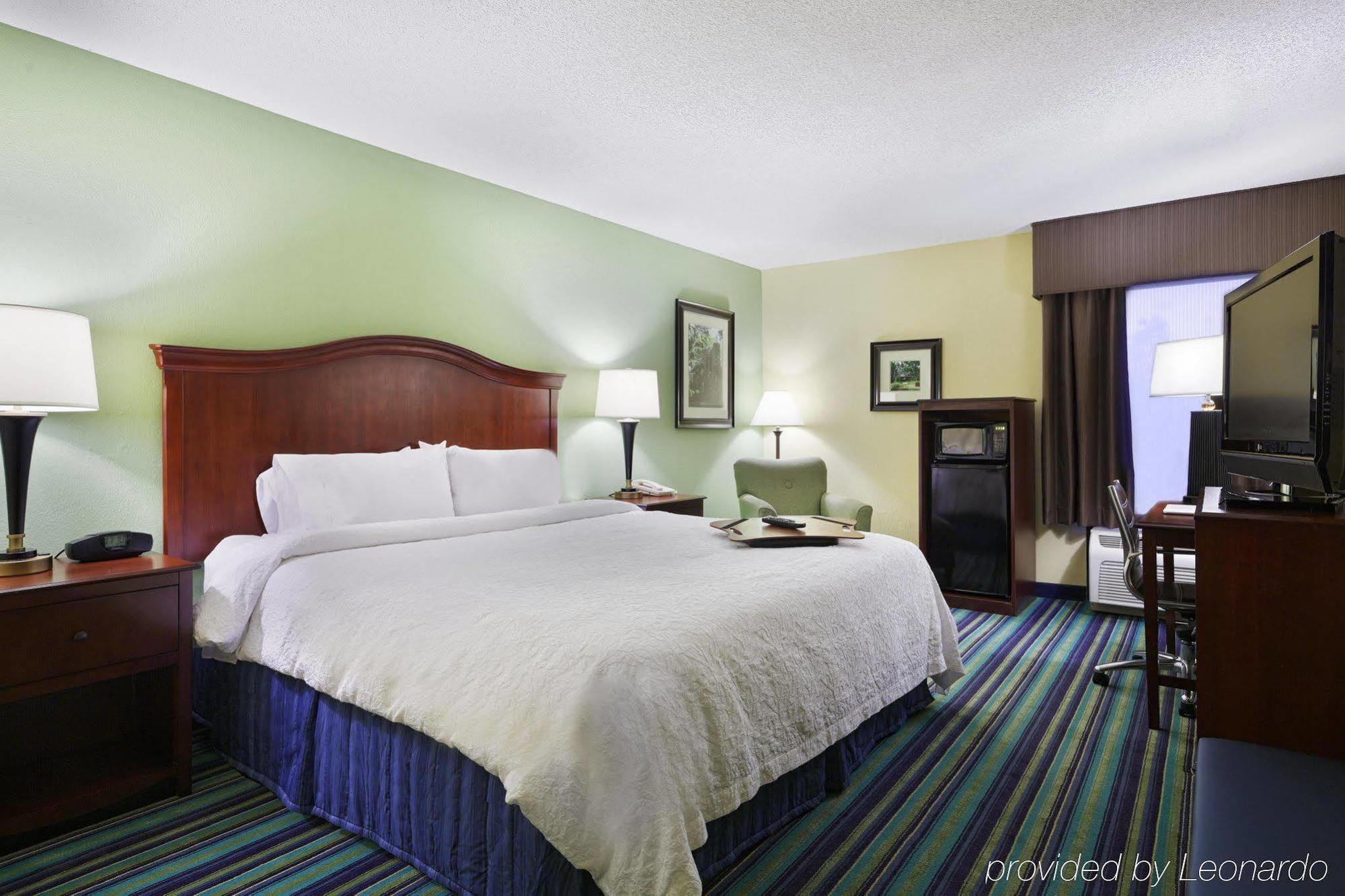 Hampton Inn Raleigh Cary Exterior foto