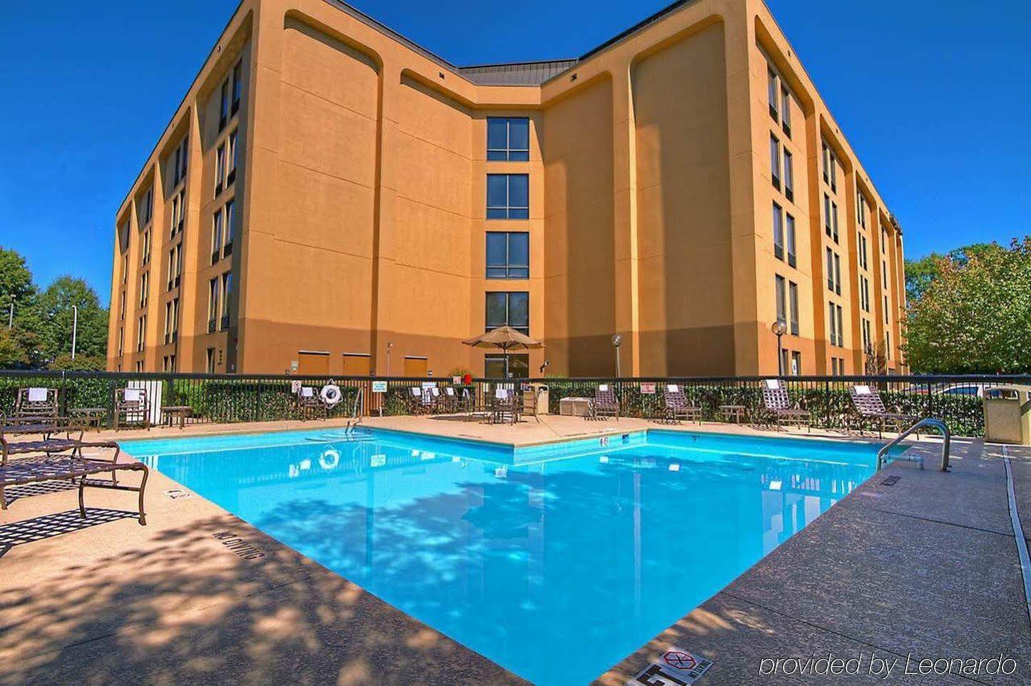 Hampton Inn Raleigh Cary Exterior foto